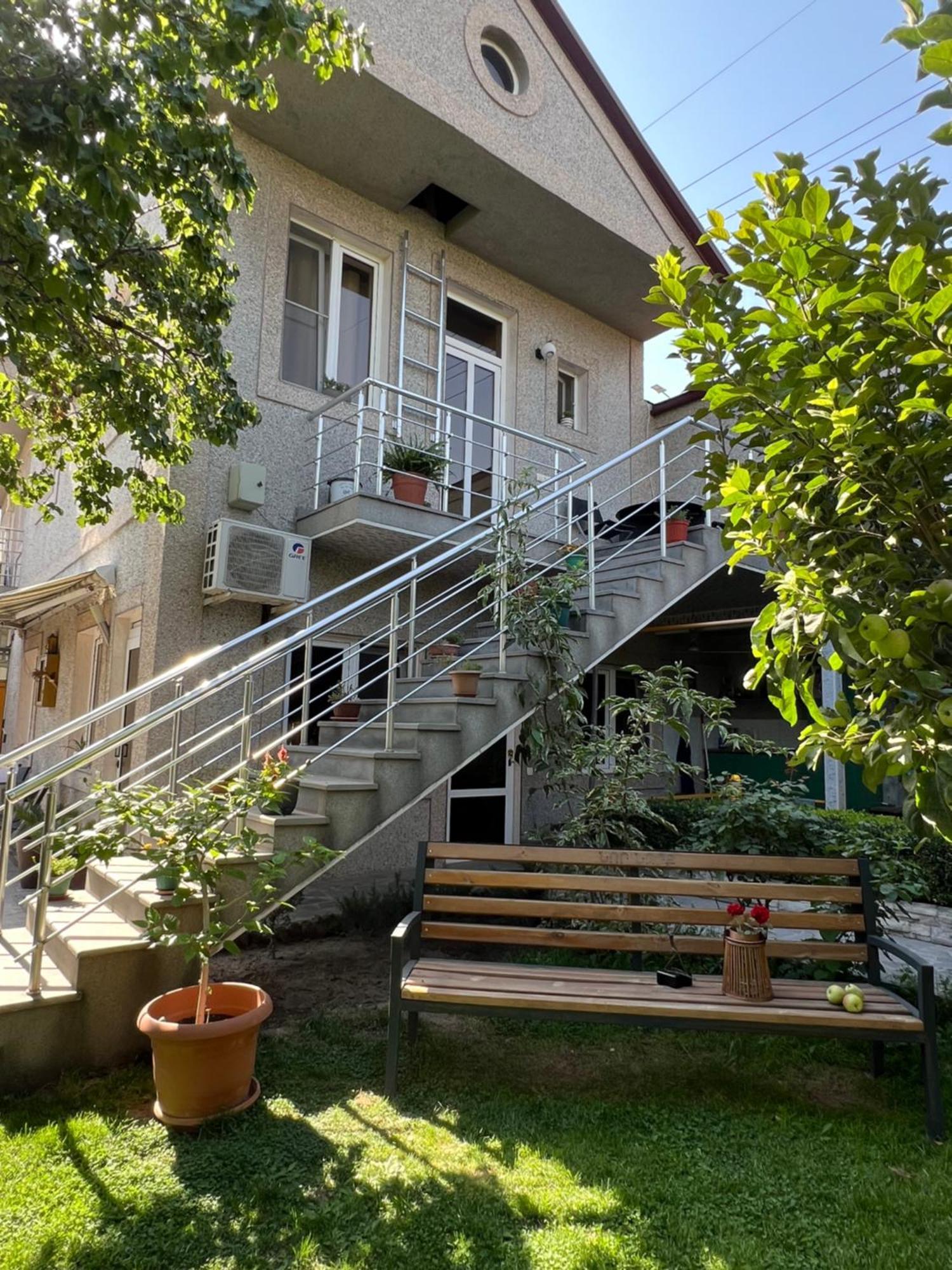 Yerevan Modern Holiday Apartment Esterno foto